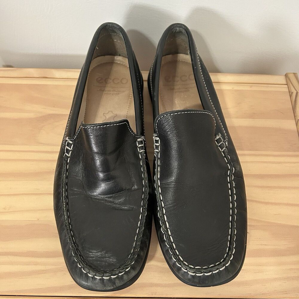 Ecco Classic Moc Shoe Mens 8 EU 41 Black Leather Driving Loafer Venetian Comfort